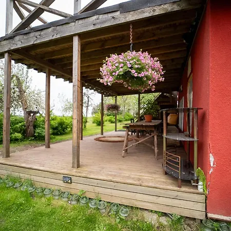 Kuberi Retro Holiday Home I Private Sauna