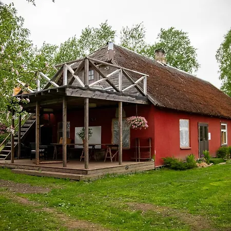 Kuberi Retro Holiday Home I Private Sauna * Pedja