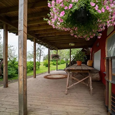 Vendégház Kuberi Retro Holiday Home I Private Sauna Pedja