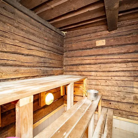 Kuberi Retro Holiday Home I Private Sauna Pedja