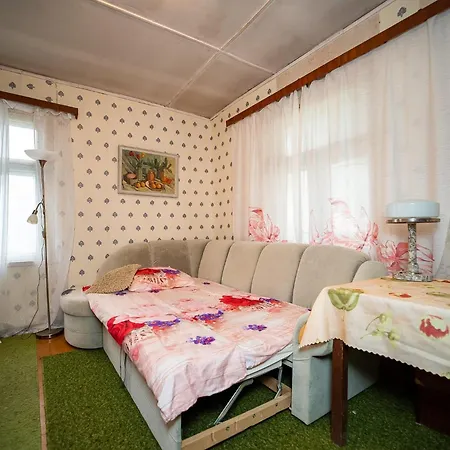 Vendégház Kuberi Retro Holiday Home I Private Sauna Pedja